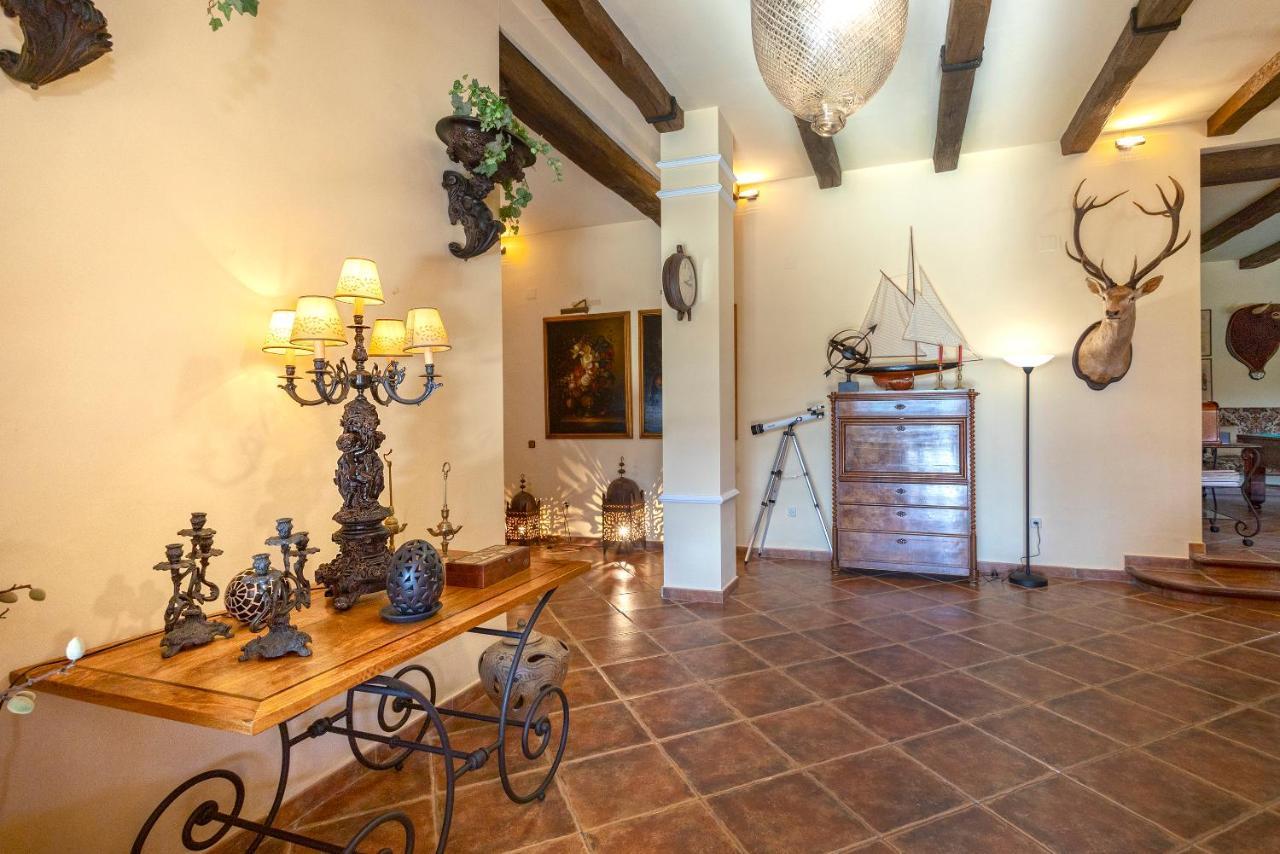 Casa Flores con Piscina interior climatizada Alcaucín Esterno foto