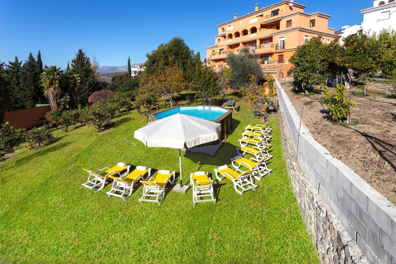 Casa Flores con Piscina interior climatizada Alcaucín Esterno foto